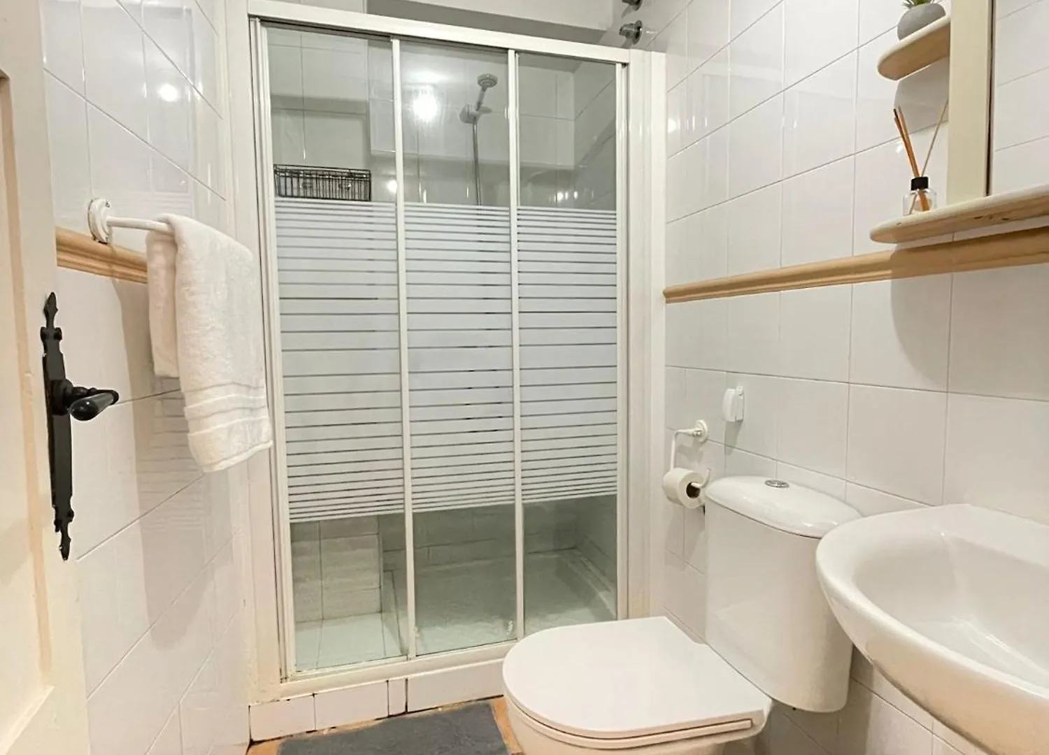 Apartment Ferienwohnung Santa Paula. Centrico Y Acogedor. Sevilla